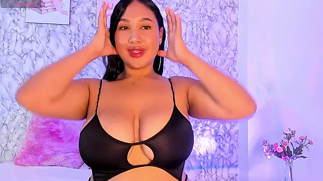 Snapshot of _karenestrada chatting on 15, 5, 2026 karenestrada online show from 15, 5, 2026