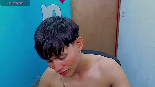 Snapshot of tanjiro_cute chatting on 30, 4, 2026 tanjiro cute online show from 30, 4, 2026
