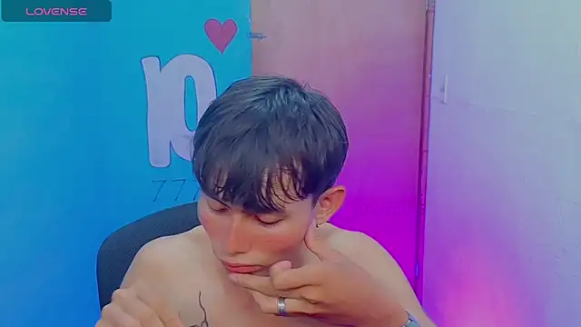 tanjiro cute online show from 28, 3, 2026