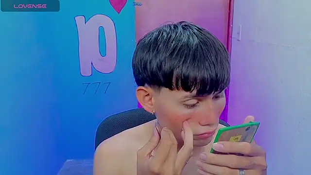 tanjiro cute online show from 21, 4, 2026