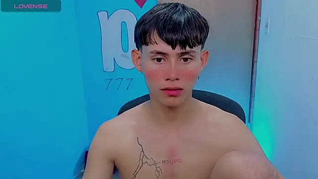 tanjiro cute online show from 15, 4, 2026