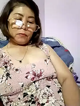 Baby-tits2024 online show from 24, 1, 2025