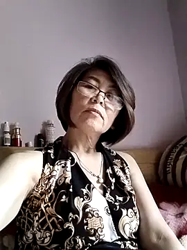 Baby-tits2024 online show from 25, 9, 2025
