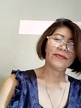 Baby-tits2024 online show from 18, 3, 2025