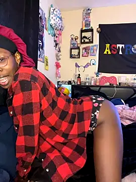 Snapshot of GoddessxDutchessx chatting on 21, 10, 2025 GoddessxDutchessx online show from 21, 10, 2025