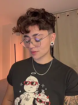 Chriss gomez2 online show from 26, 3, 2026