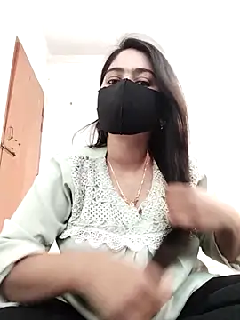 Magical Girl- online show from 2, 3, 2026