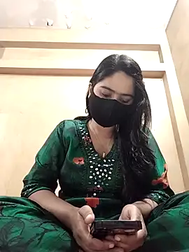 Magical Girl- online show from 25, 11, 2025