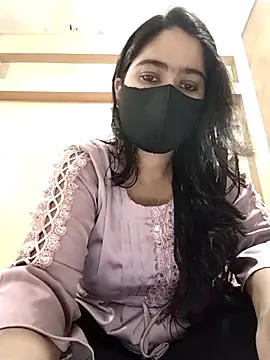 Magical Girl- online show from 24, 11, 2025