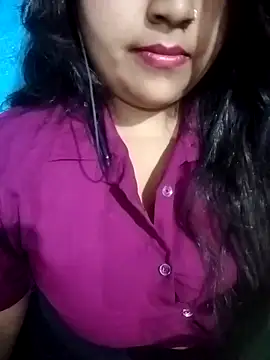 Love-Veronica online show from 6, 5, 2026