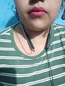 Snapshot of Love-Veronica chatting on 13, 7, 2026 Love-Veronica online show from 13, 7, 2026