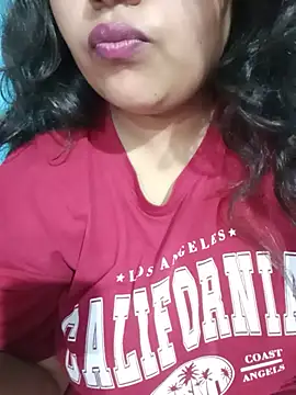 Snapshot of Love-Veronica chatting on 30, 6, 2026 Love-Veronica online show from 30, 6, 2026