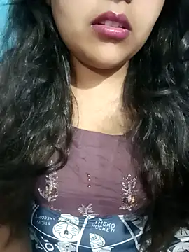 Love-Veronica online show from 10, 5, 2026