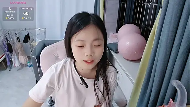 Lena-yyds online show from 1, 10, 2025
