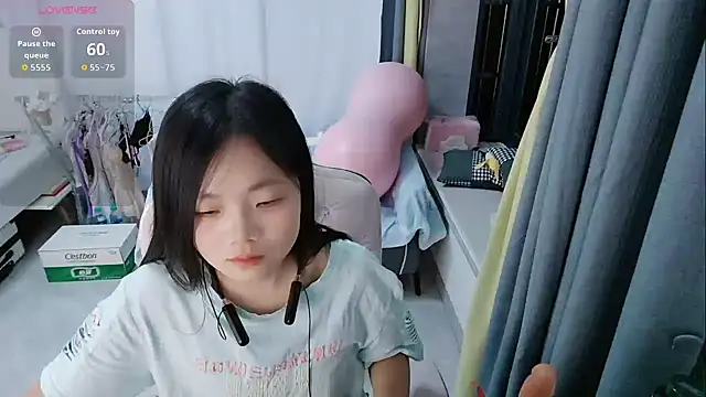 Lena-yyds online show from 8, 10, 2025