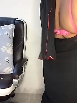 Snapshot of Sexy_Radhikaa chatting on 26, 5, 2026 Sexy Radhikaa online show from 26, 5, 2026