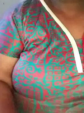 Snapshot of Sexy_Radhikaa chatting on 10, 6, 2026 Sexy Radhikaa online show from 10, 6, 2026