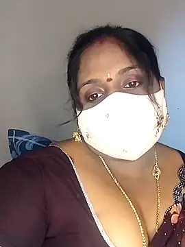 Snapshot of Sexy_Radhikaa chatting on 27, 2, 2025 Sexy Radhikaa online show from 27, 2, 2025