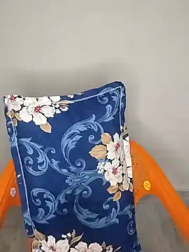 Snapshot of Sexy_Radhikaa chatting on 25, 2, 2025 Sexy Radhikaa online show from 25, 2, 2025