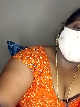 Snapshot of Sexy_Radhikaa chatting on 26, 2, 2025 Sexy Radhikaa online show from 26, 2, 2025