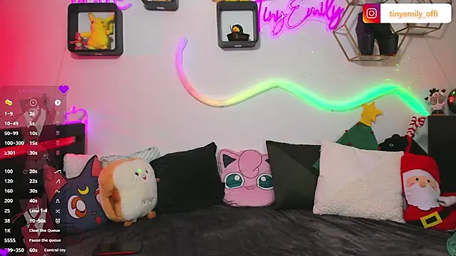 TinyEmily online show from 19, 12, 2024