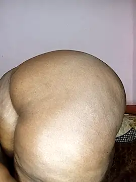 Sweetblackassxxx505 online show from 12, 3, 2026