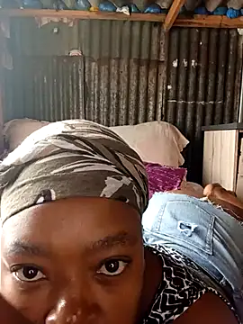 Snapshot of curvyloneah75 chatting on 24, 3, 2026 curvyloneah75 online show from 24, 3, 2026