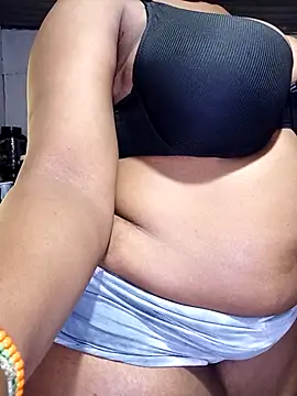 curvyloneah75 online show from 2, 11, 2025