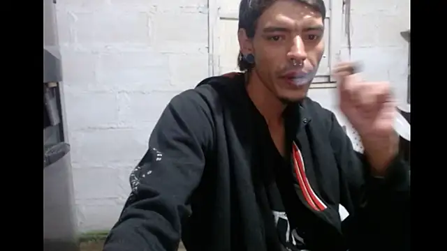 tayler punk noise online show from 12, 2, 2025