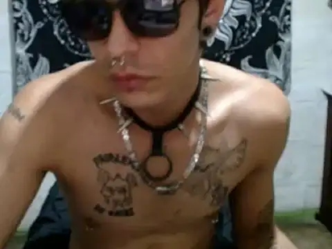 tayler punk noise online show from 30, 12, 2024