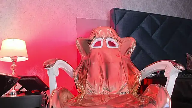 Snapshot of melody_hanks chatting on 7, 11, 2025 melody hanks online show from 7, 11, 2025