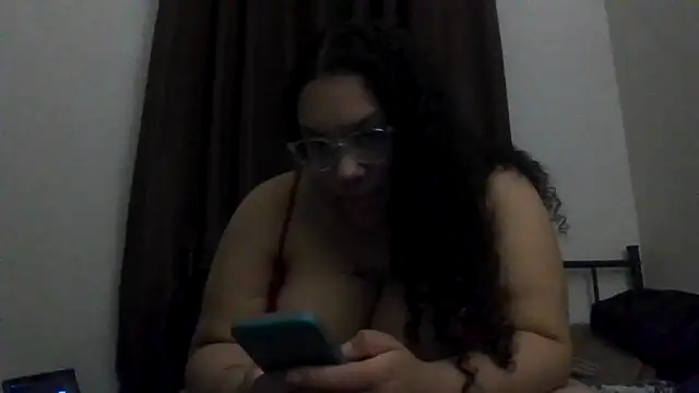 Snapshot of ariadxxx chatting on 26, 5, 2026 ariadxxx online show from 26, 5, 2026