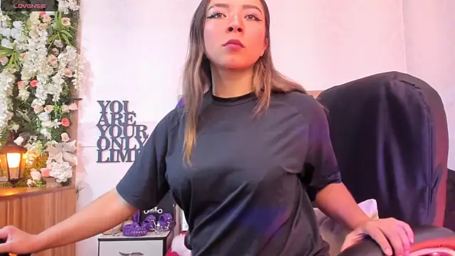 natacha  black  online show from 29, 1, 2025