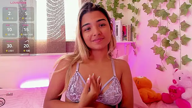 Snapshot of Annebull_ chatting on 22, 2, 2025 Annebull online show from 22, 2, 2025