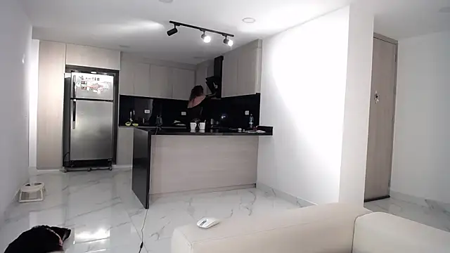 varenkaivanova 22 online show from 7, 4, 2026