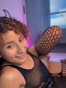 varenkaivanova 22 online show from 12, 1, 2025