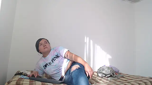 Naugthydolls online show from 14, 1, 2025