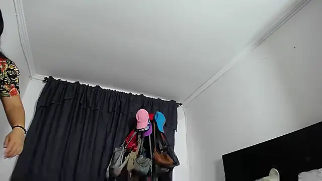 Snapshot of princehermosa44 chatting on 11, 10, 2025 princehermosa44 online show from 11, 10, 2025
