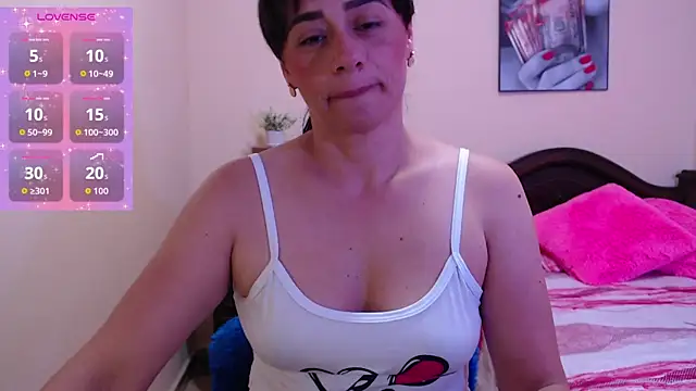 Snapshot of sara_florez1 chatting on 26, 11, 2025 sara florez1 online show from 26, 11, 2025