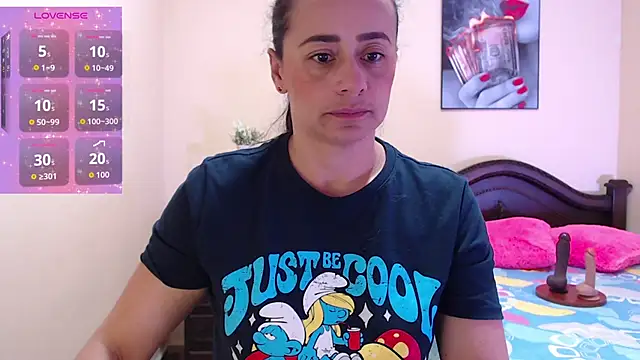 Snapshot of sara_florez1 chatting on 1, 11, 2025 sara florez1 online show from 1, 11, 2025