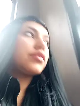 Naomy veracruz  online show from 23, 10, 2025