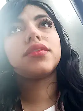 Naomy veracruz  online show from 10, 11, 2025