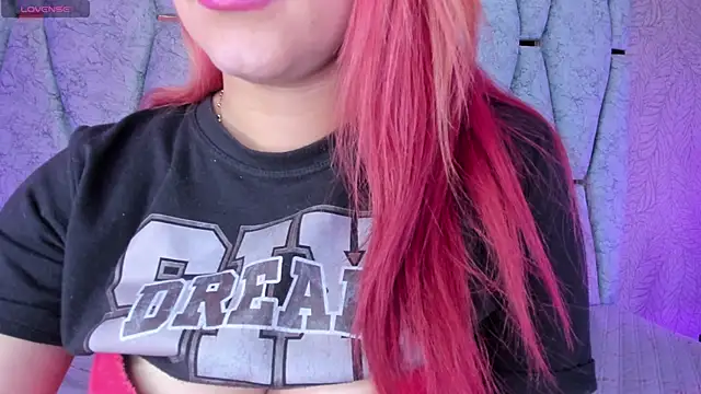 Naomy veracruz  online show from 18, 10, 2025