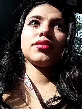 Naomy veracruz  online show from 3, 11, 2025