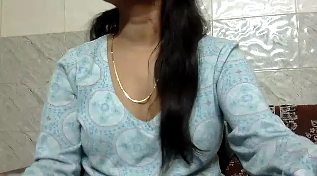 Snapshot of Hawt_Shreya chatting on 31, 1, 2025 Hawt Shreya online show from 31, 1, 2025