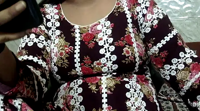 Snapshot of Hawt_Shreya chatting on 17, 3, 2025 Hawt Shreya online show from 17, 3, 2025