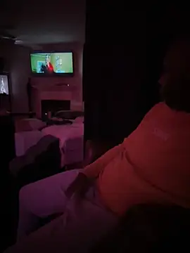 Snapshot of Bignc chatting on 12, 11, 2025 Bignc online show from 12, 11, 2025