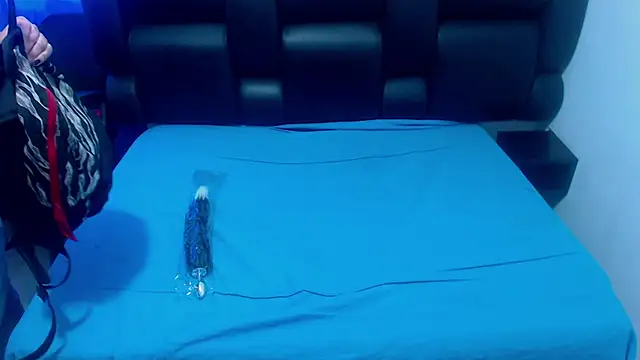 XxMiaSexxyHotxX online show from 22, 10, 2025