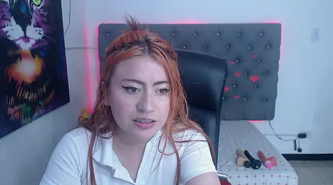 XxMiaSexxyHotxX online show from 17, 2, 2025
