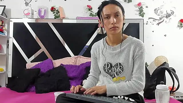 abby eemily online show from 19, 9, 2025